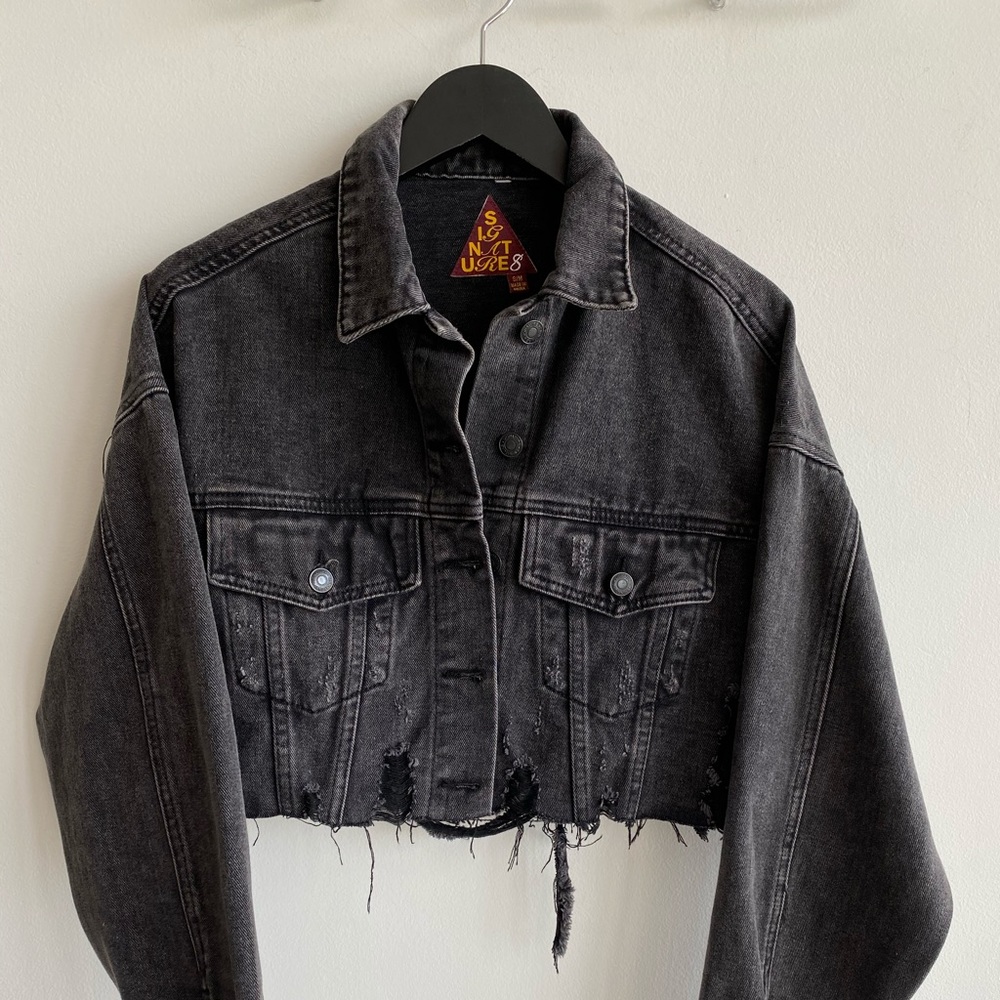 Signature8 Distressed Cropped Denim Jacket S/M